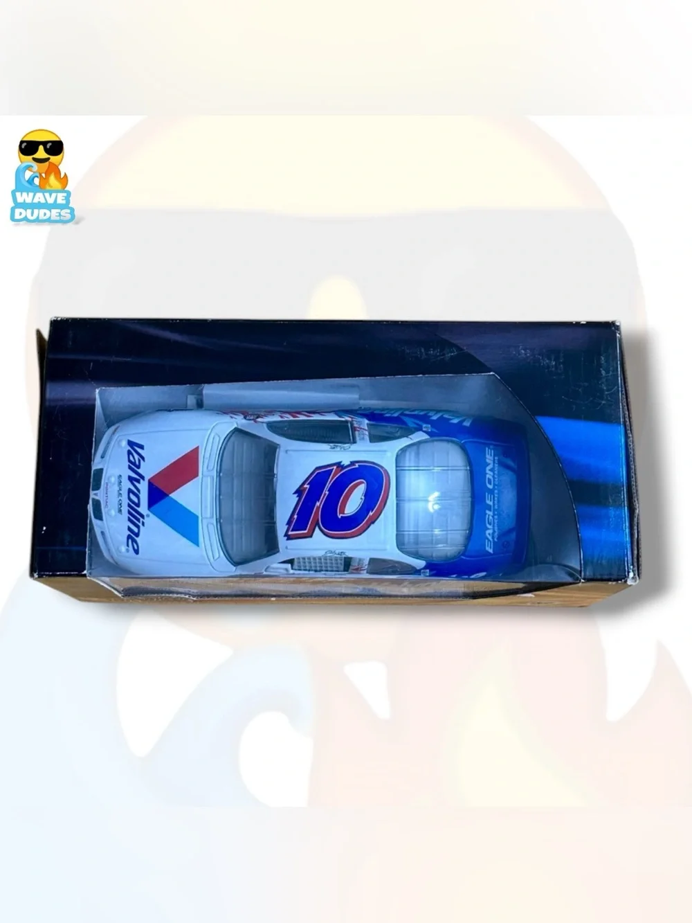 Hot Wheels Racing 2001 Johnny Benson Pontiac Valvoline Die Cast Car